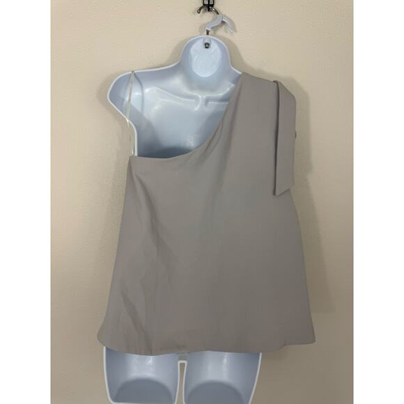 Elliatt Studio One-Shoulder Lilac Gray Bow Top Size L NWT - Picture 3 of 6